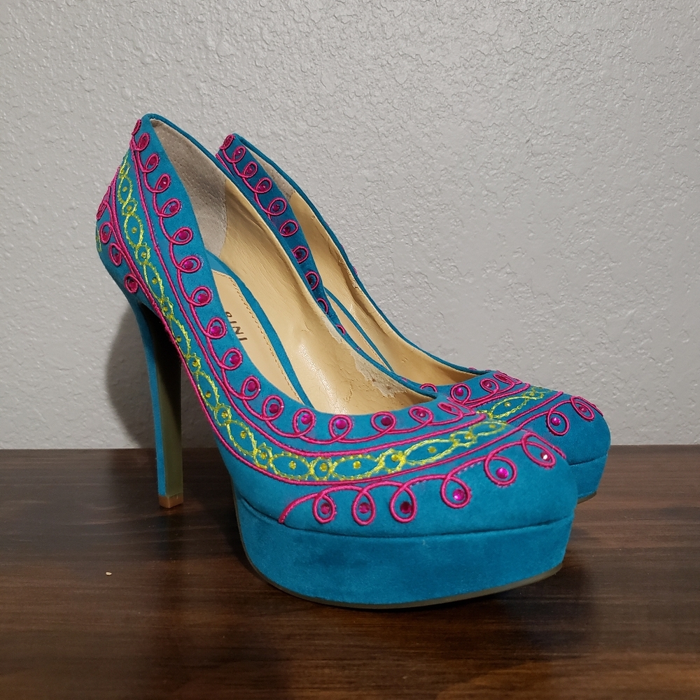 Gianni Binni Alexis Capril Blue Stiletto Heels 8M Roping Rhinestones